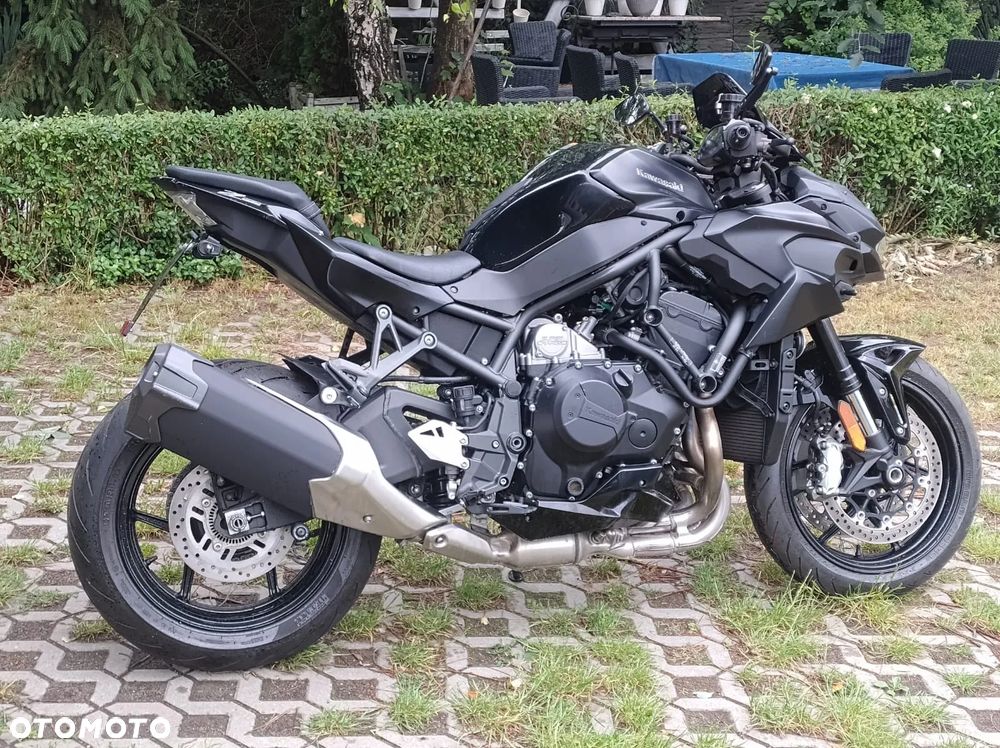 Kawasaki H2 - 6