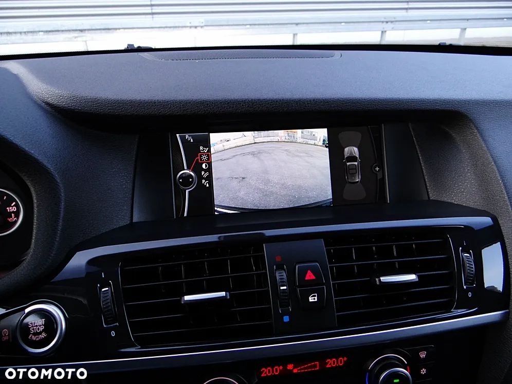 BMW X3 20d xDrive - 29