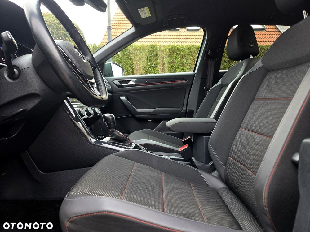 Volkswagen T-Roc 1.5 TSI Style DSG - 8