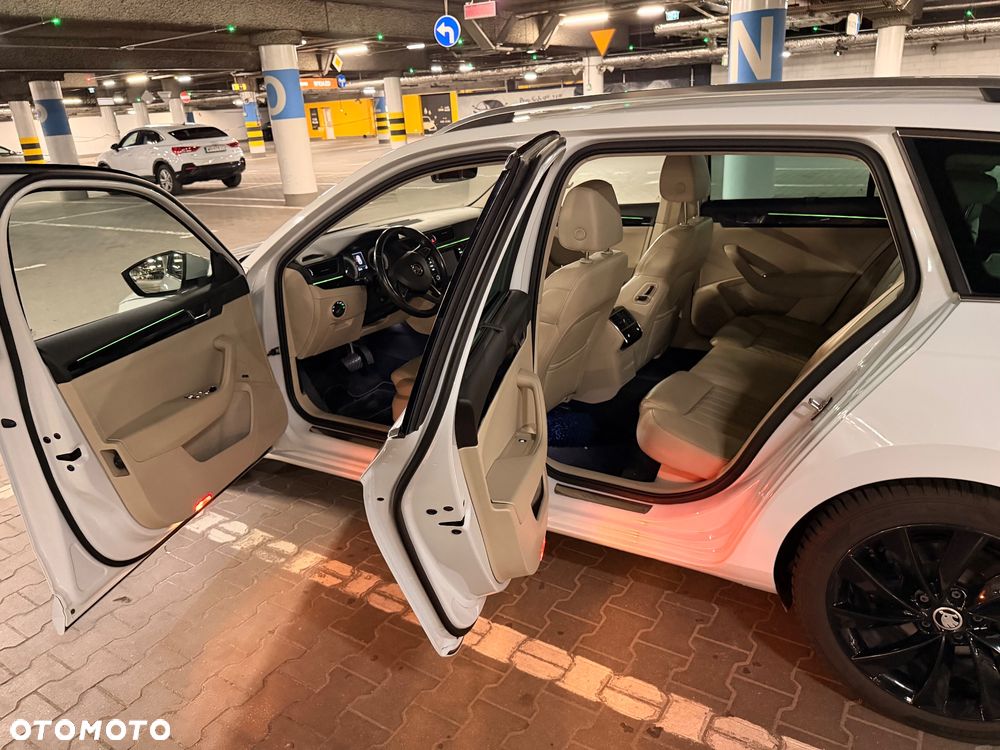 Skoda Superb 2.0 TDI 4x4 L&K DSG - 23