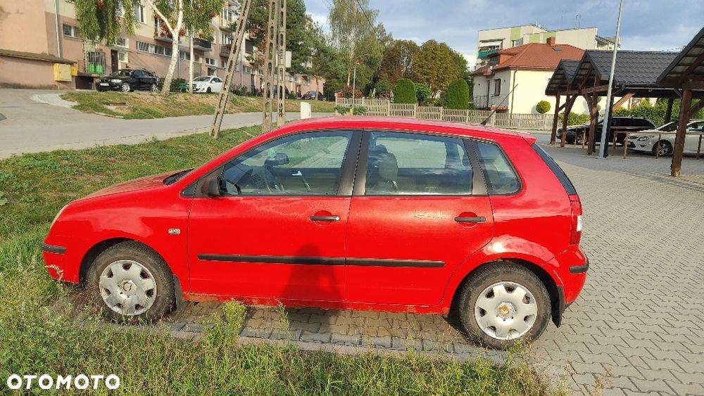 Volkswagen Polo - 2