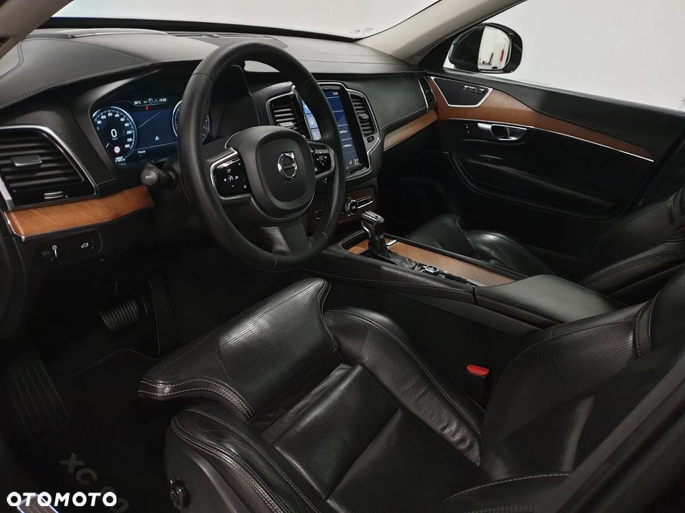 Volvo XC 90 D5 AWD Inscription 7os - 39