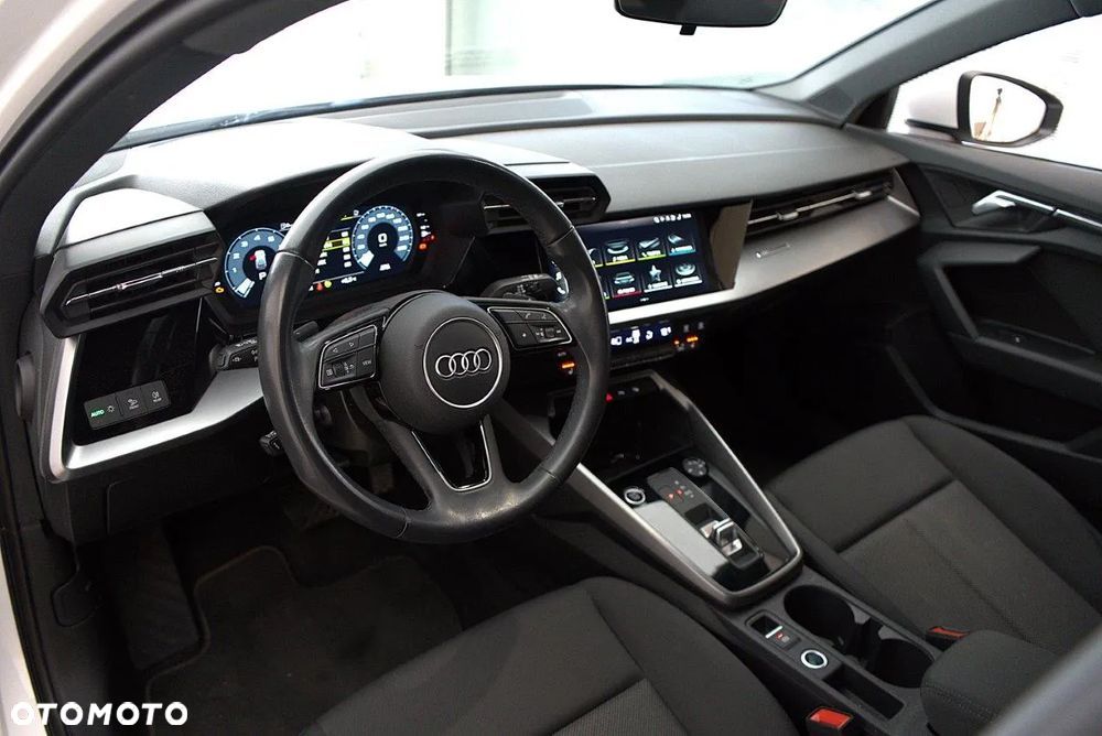 Audi A3 Sportback 35 TFSI mHEV S tronic - 11