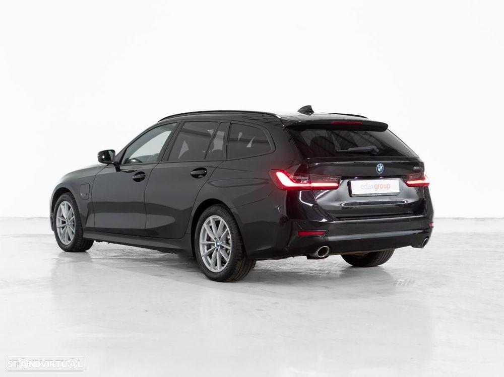 BMW 320 e Touring Corporate Edition Auto - 4