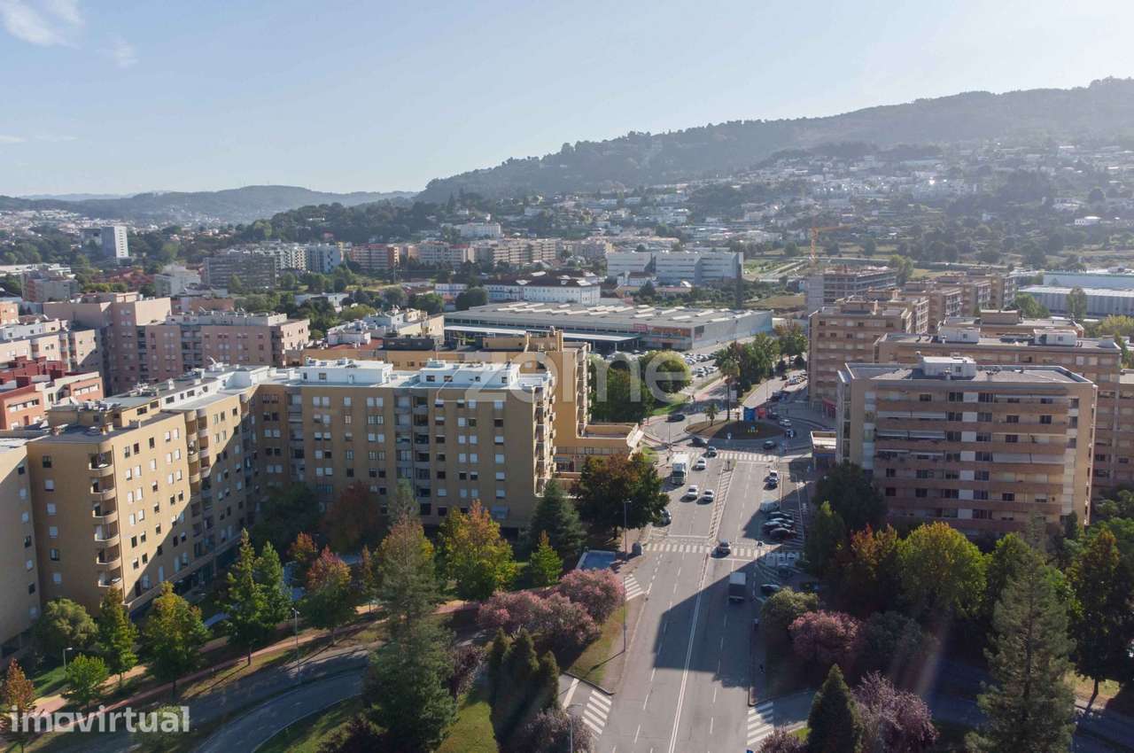 APARTAMENTO T3+1 COM GARAGEM FECHADA EM SÃO VITOR - BRAGA - Grande imagem: 2/27