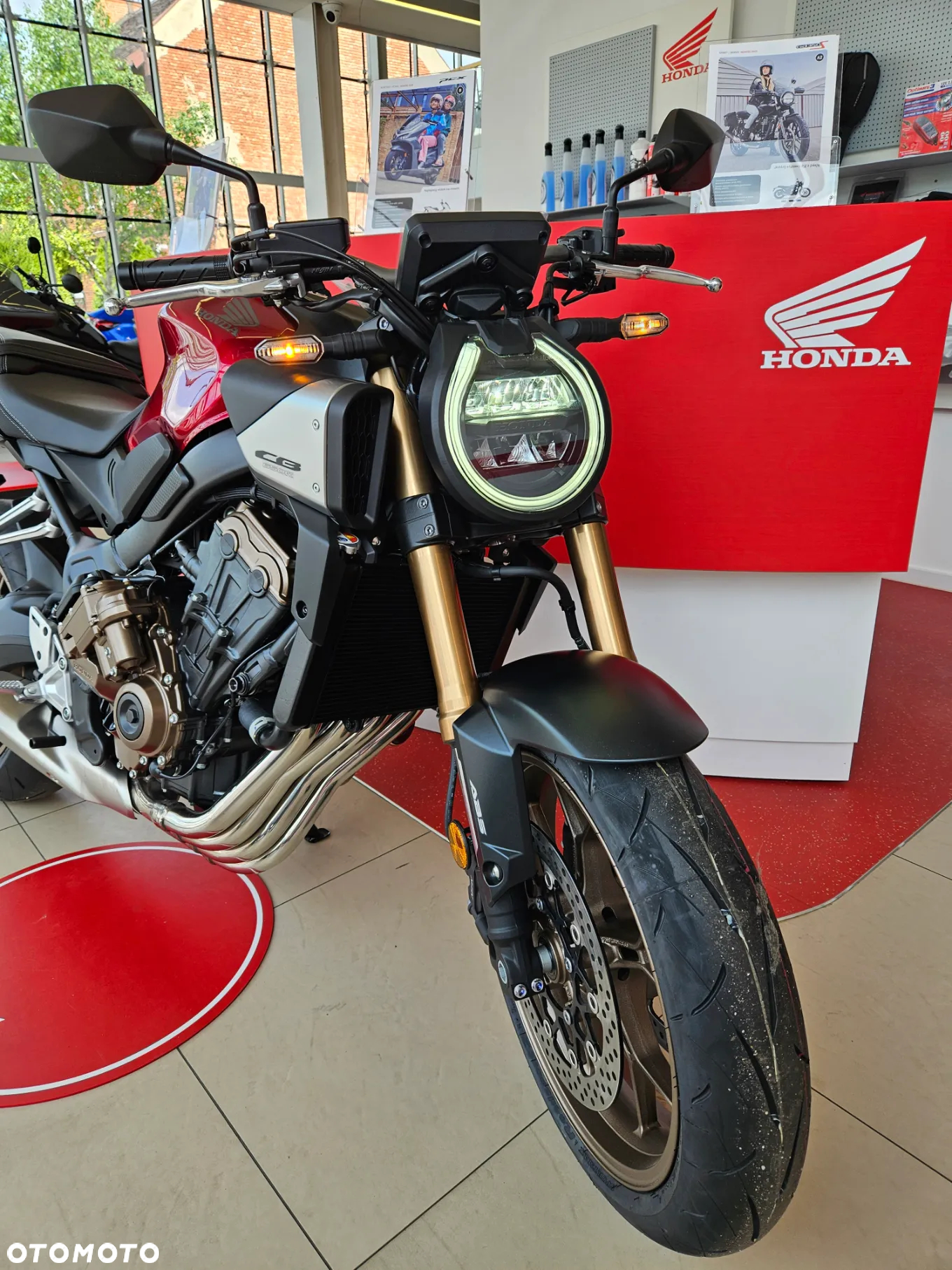Honda CB - 2