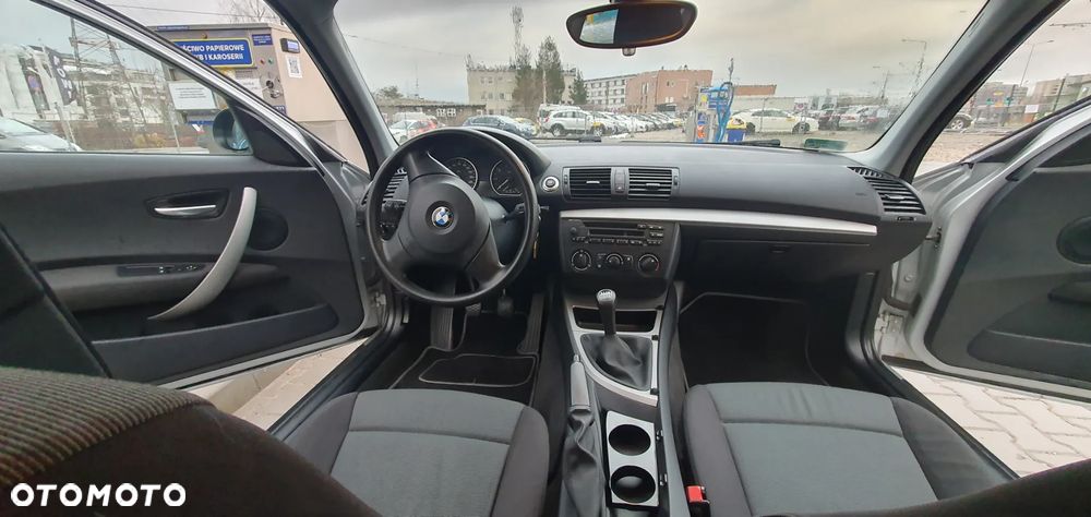 BMW Seria 1 116i - 4
