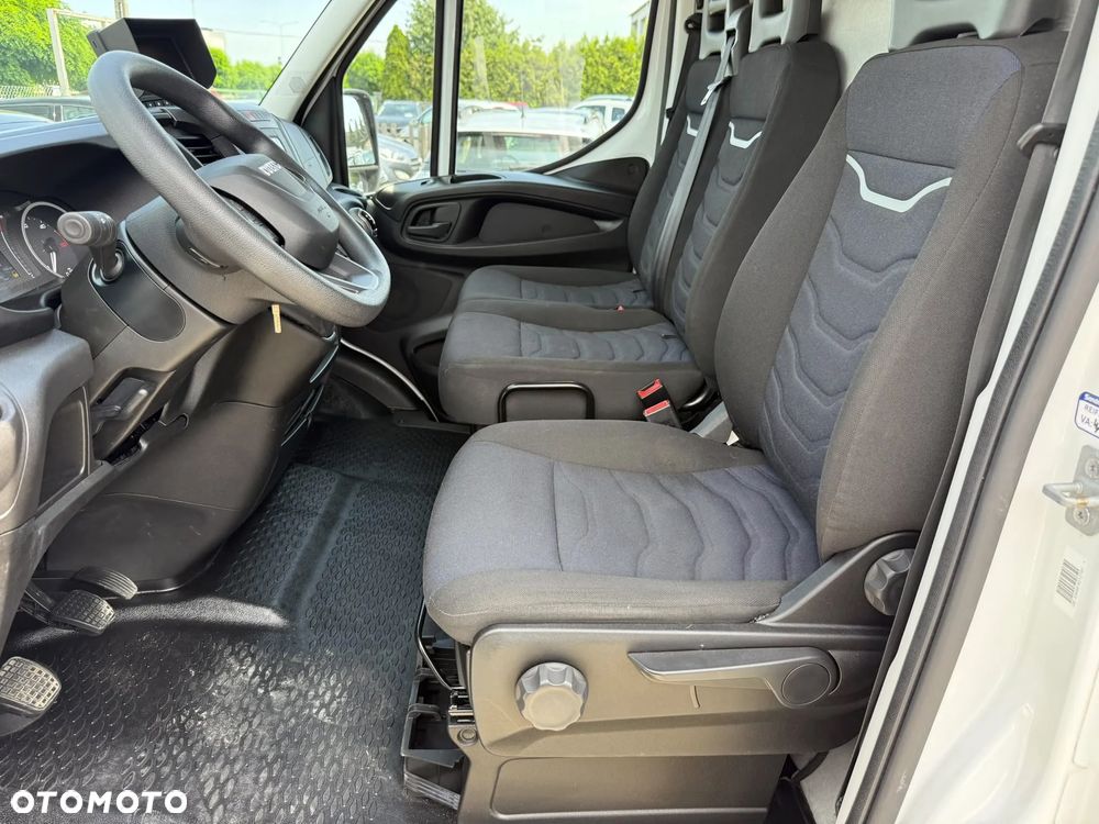 Iveco DAILY - 10