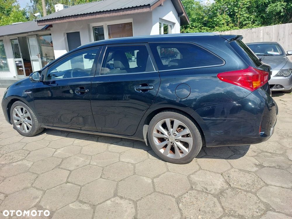 Toyota Auris - 5