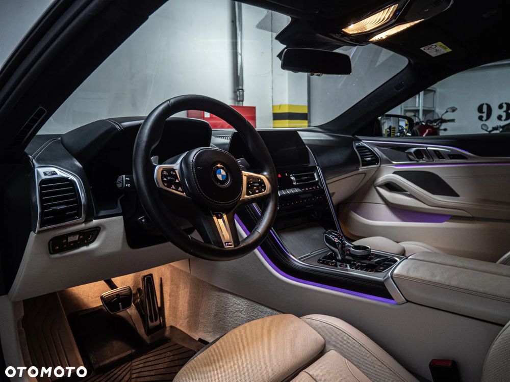 BMW Seria 8 - 17