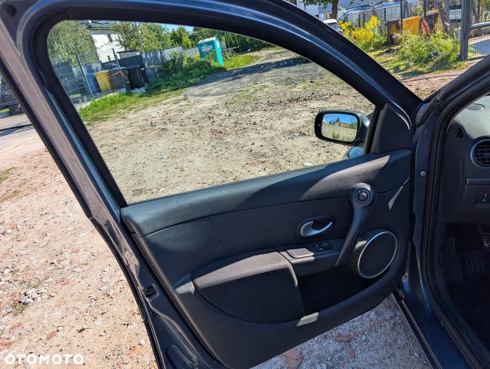Renault Clio 1.5 dCi Extreme - 24