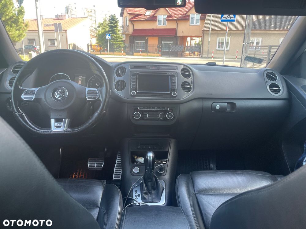 Volkswagen Tiguan - 11