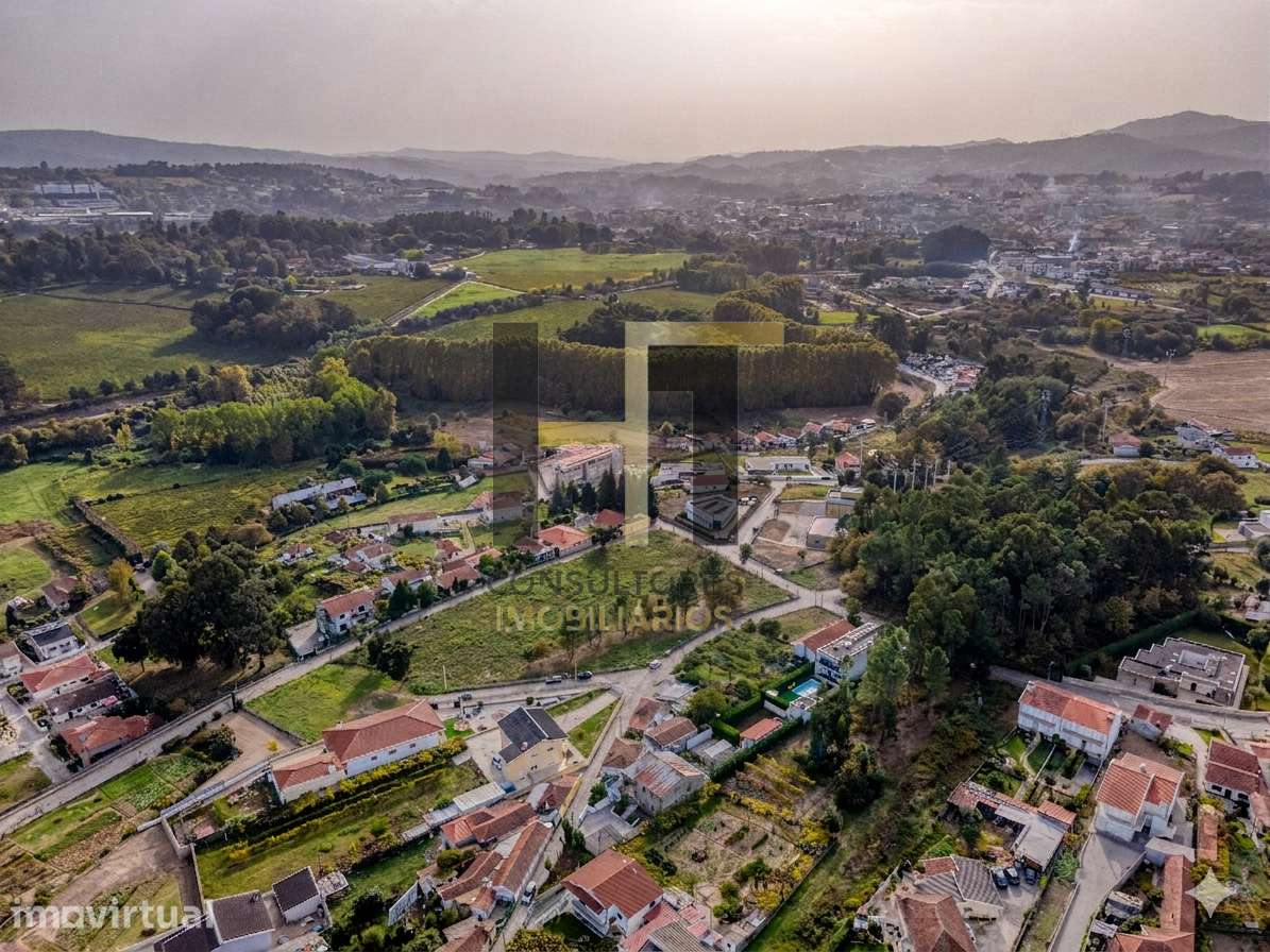 Terreno com 1000 m2 | Um Investimento Único e com Potencial | Penafie - Grande imagem: 3/4