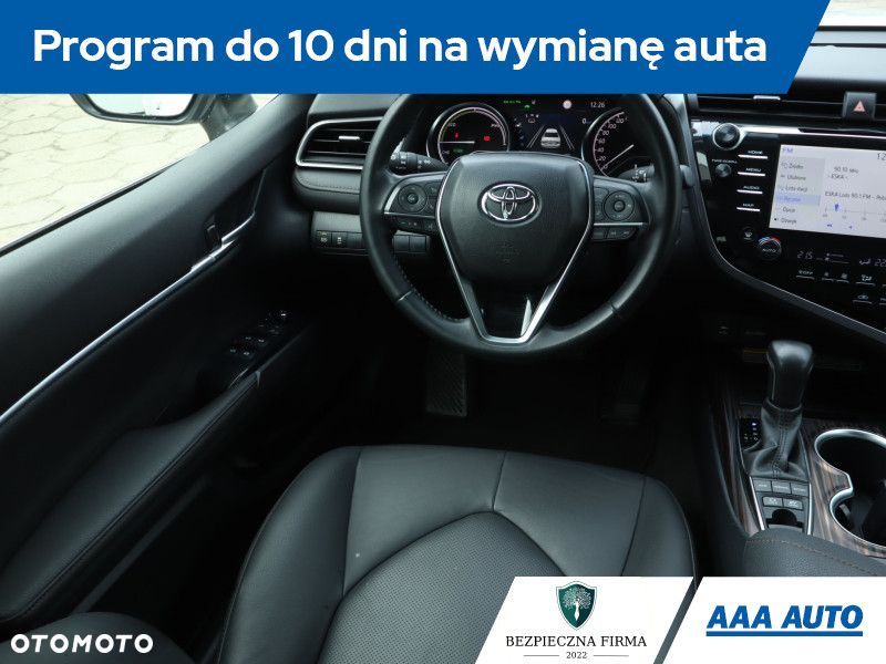 Toyota Camry - 9
