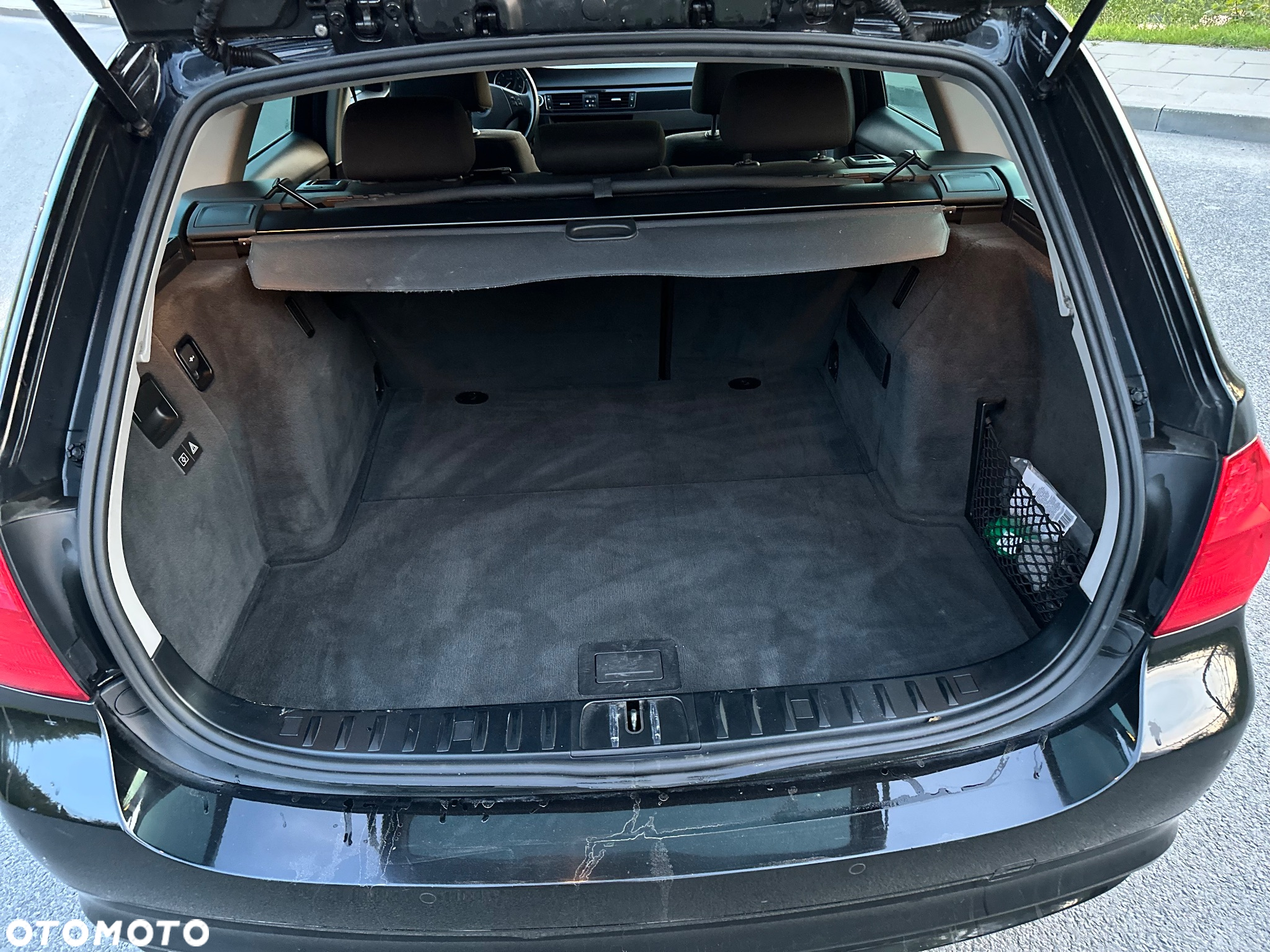BMW Seria 3 325d DPF Touring - 18