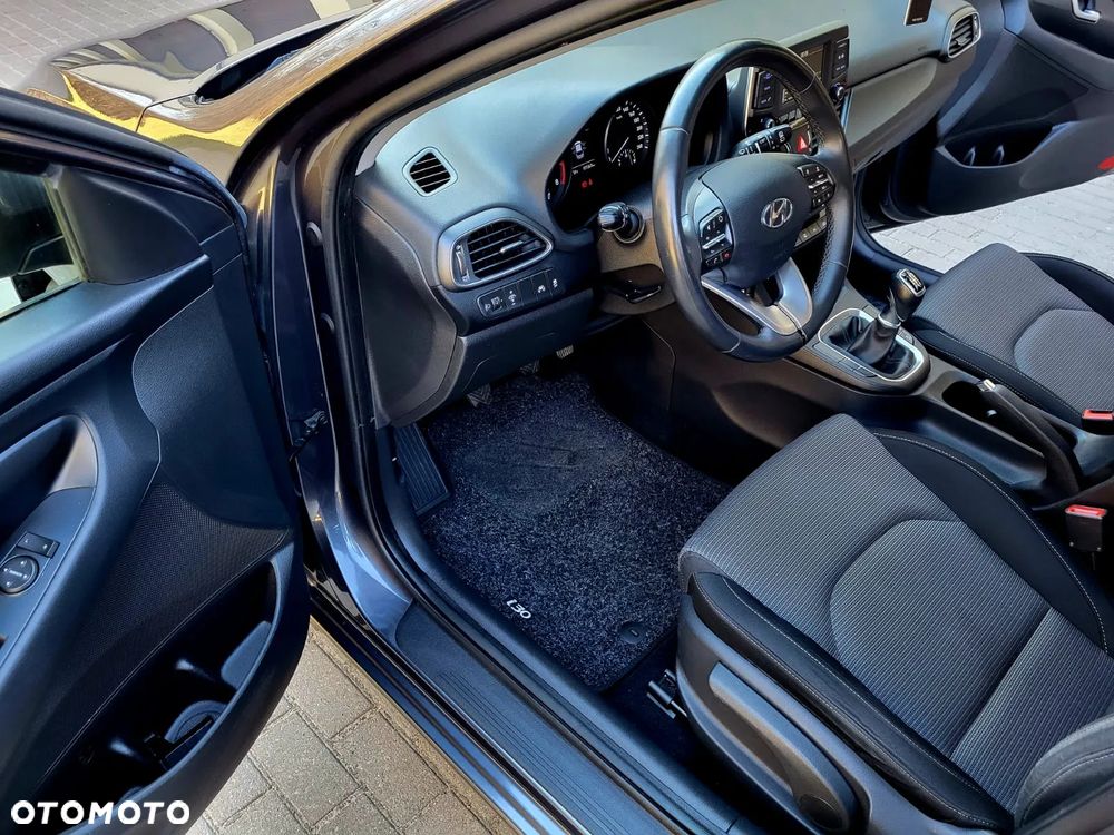 Hyundai i30 1.4 Classic - 11