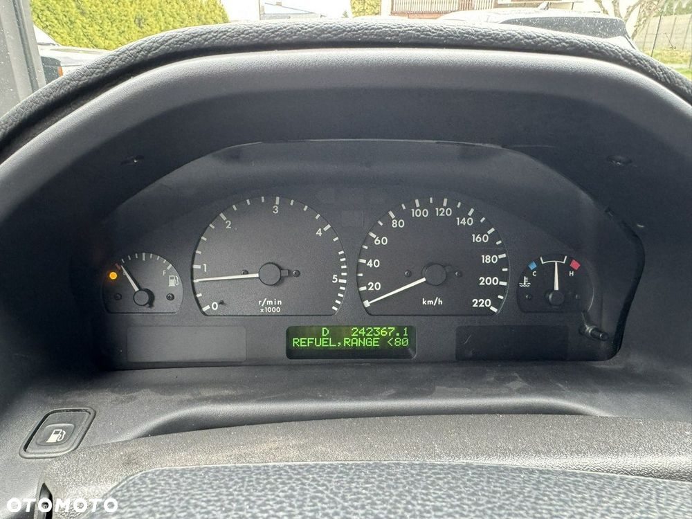 Land Rover Range Rover - 24