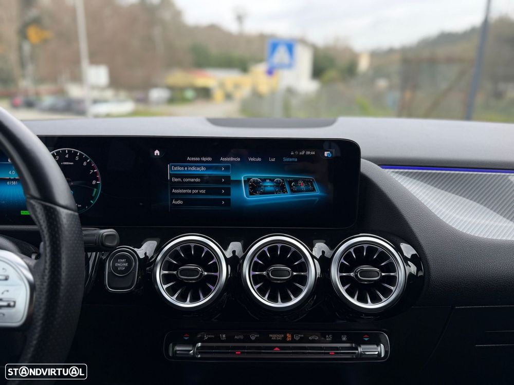 Mercedes-Benz GLA 250 e AMG Line - 38