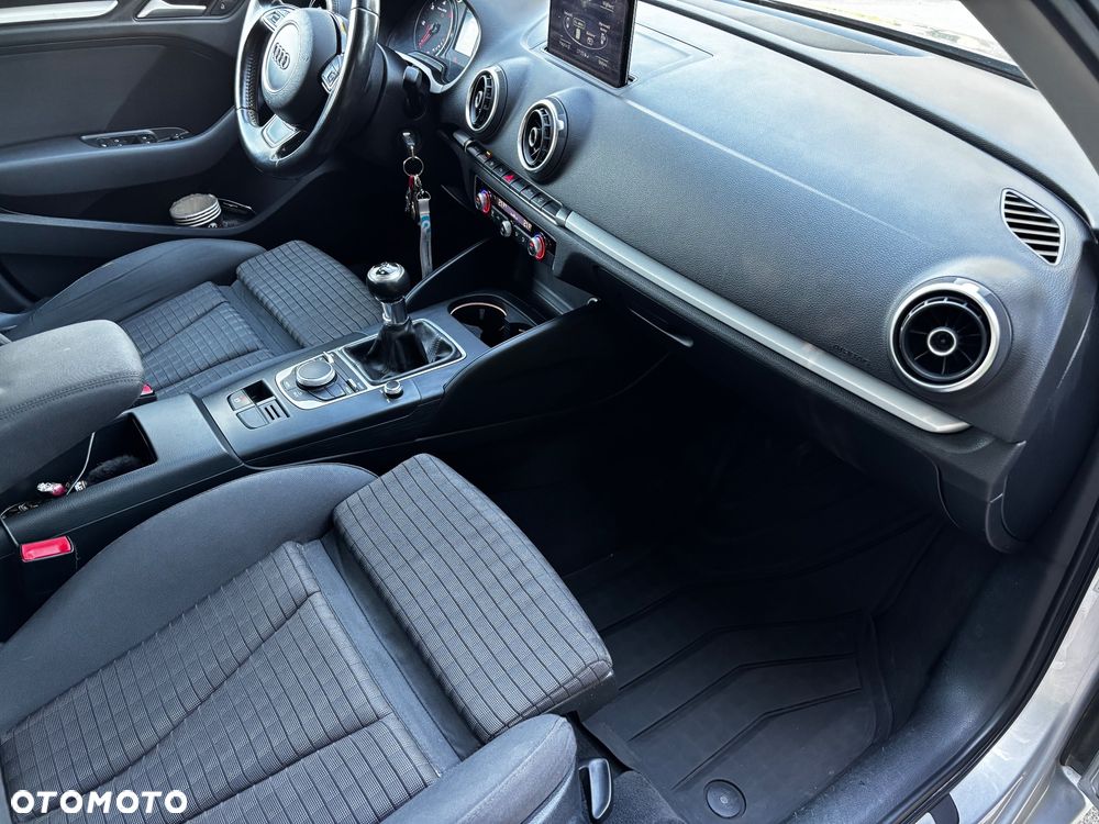Audi A3 Sportback 2.0 TDI Edycja Specjalna - 10