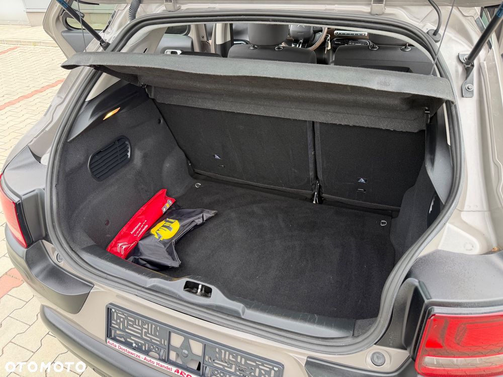 Citroën C4 Cactus 1.2 PureTech Shine Edition S&S - 35