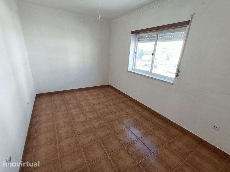 Apartamento T3 -1 andar - Grande imagem: 5/8
