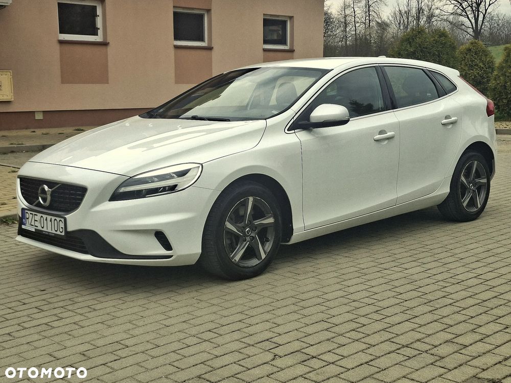 Volvo V40 D3 RDesign - 2