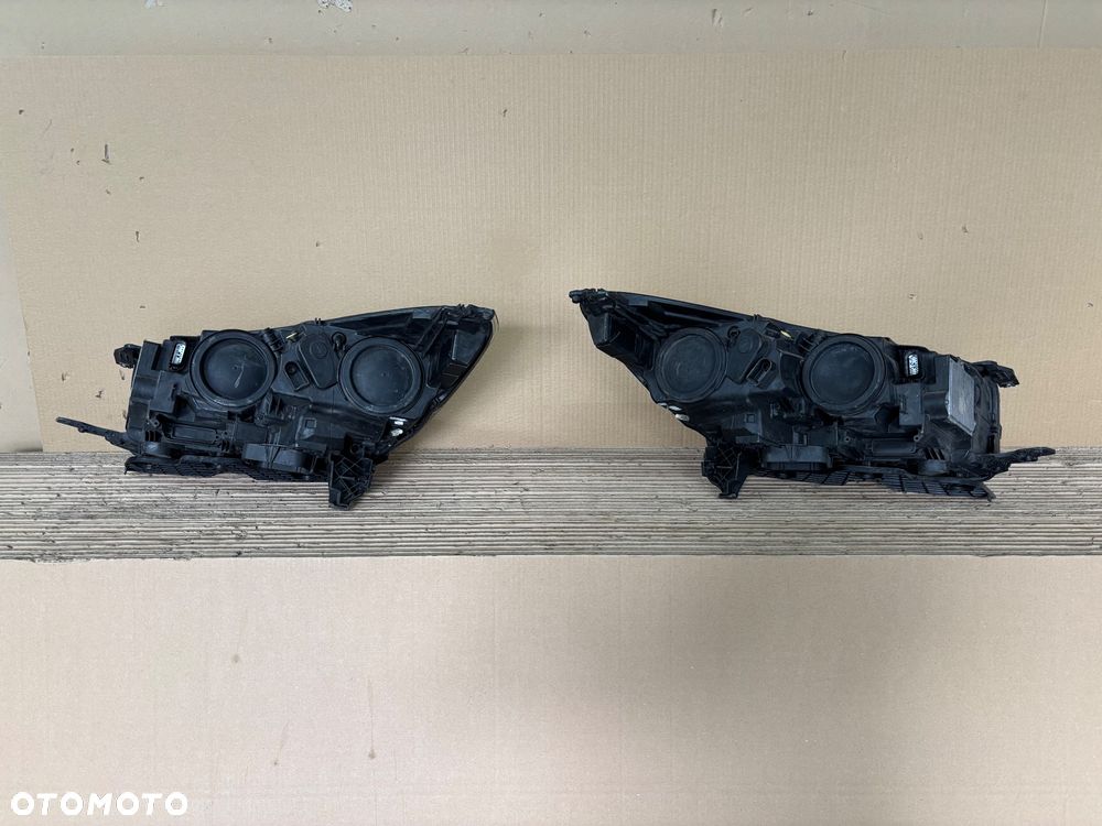 Ford Kuga MK2 lift lampa prawa,lewa kompletsoczewka led Komplet - 5