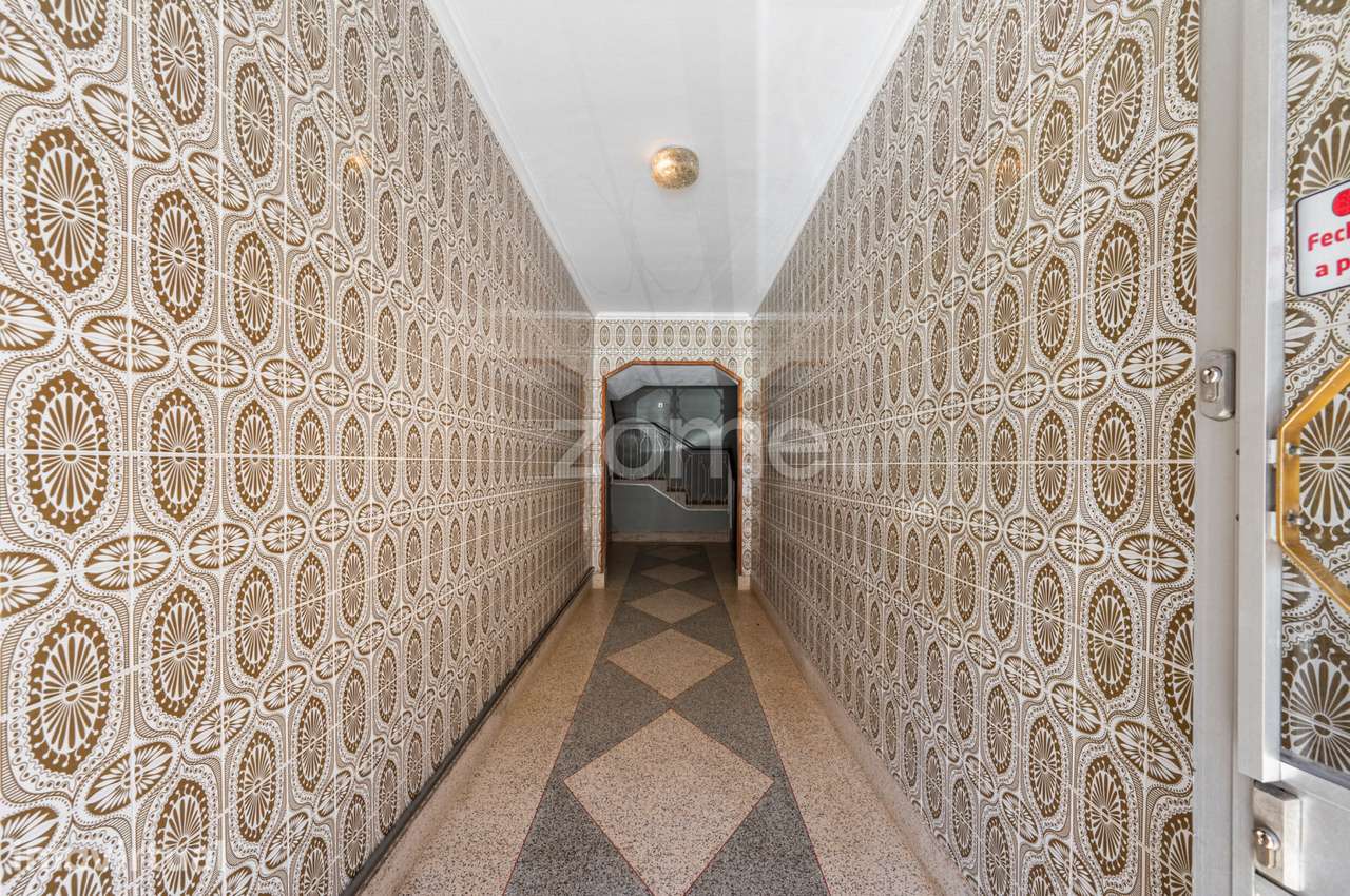 Apartamento T2+1 com varanda e garagem - Forno, Rio Tinto - Grande imagem: 3/27