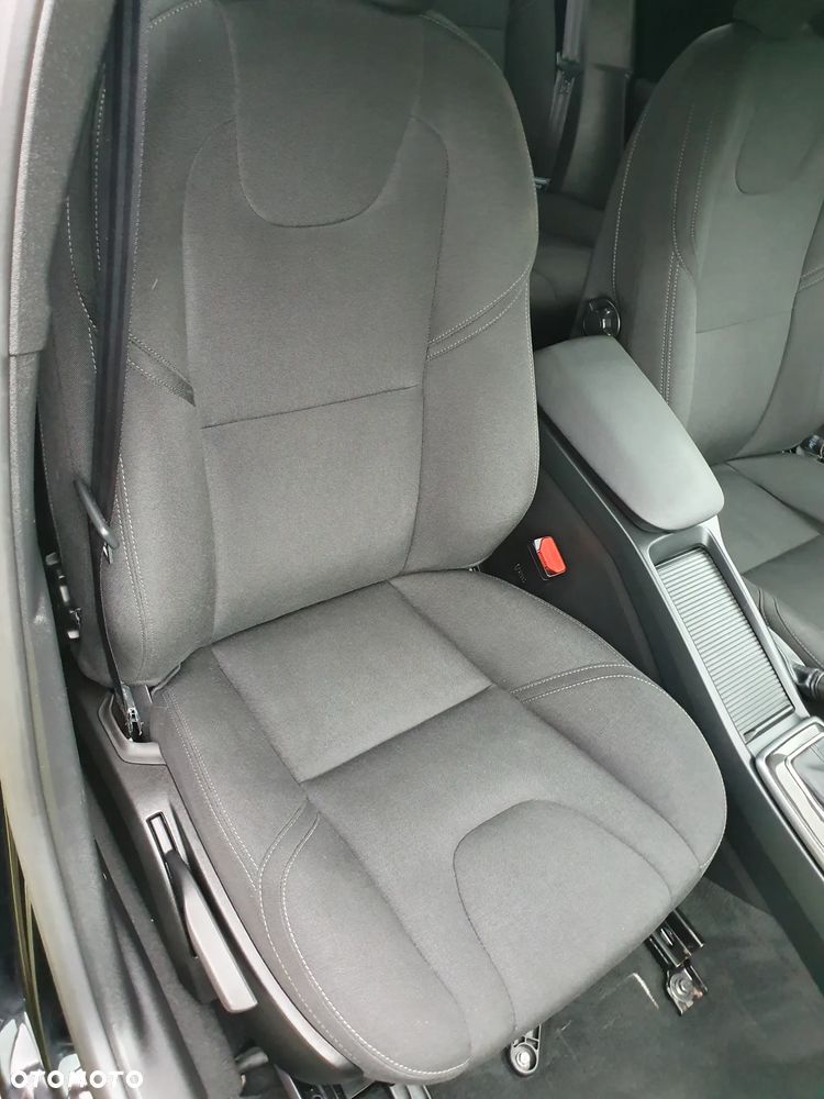 Volvo V40 D2 Geartronic Kinetic - 21