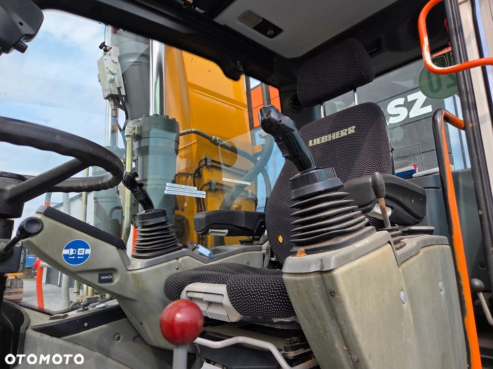 Liebherr A916 / z Niemiec / stan idealny / - 9