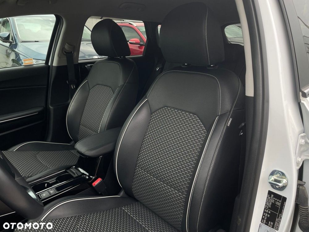 Kia Ceed 1.6 GDI PHEV Business Line DCT - 10