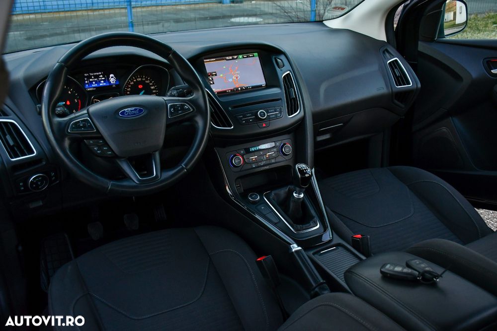 Ford Focus 1.5 TDCi DPF Start-Stopp-System Titanium - 15