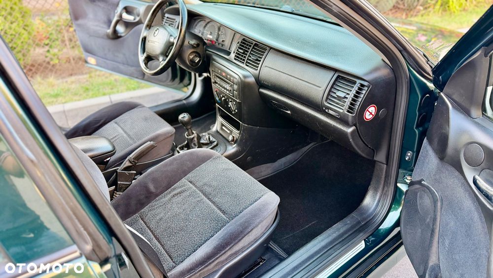 Opel Vectra 2.0 DTI CD - 16