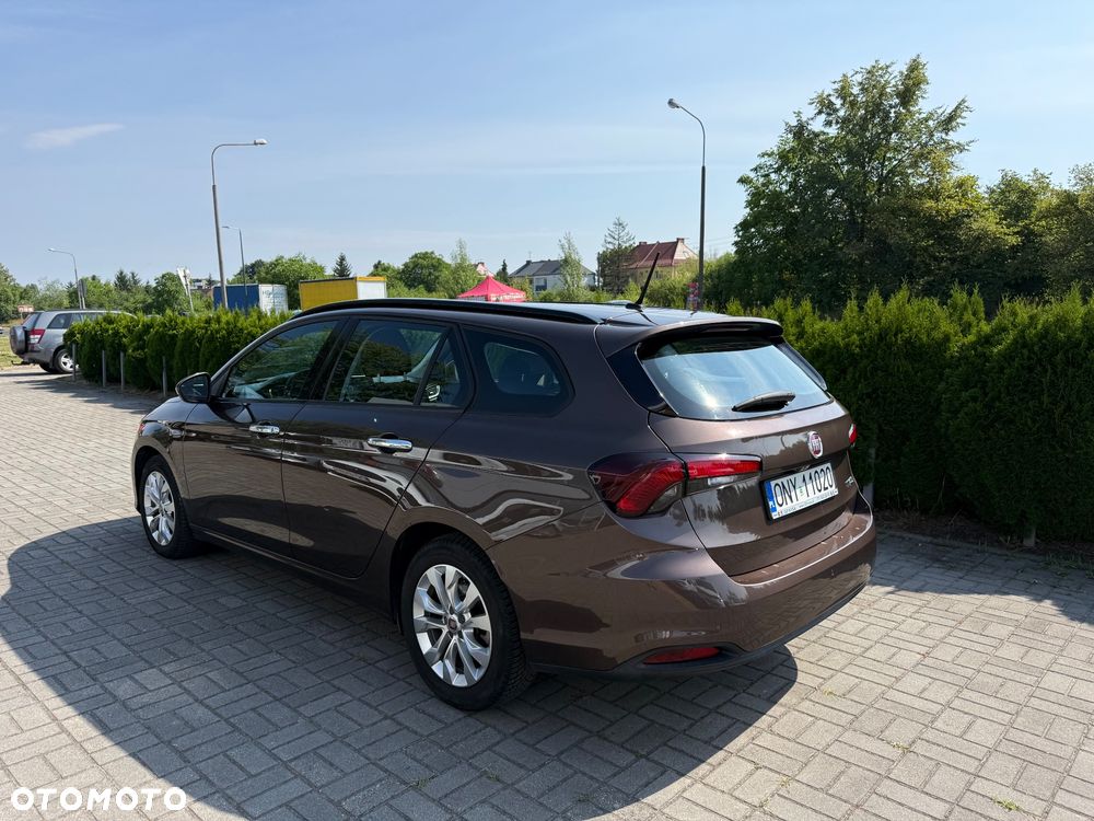 Fiat Tipo 1.4 T-Jet 16v Lounge EU6d - 6