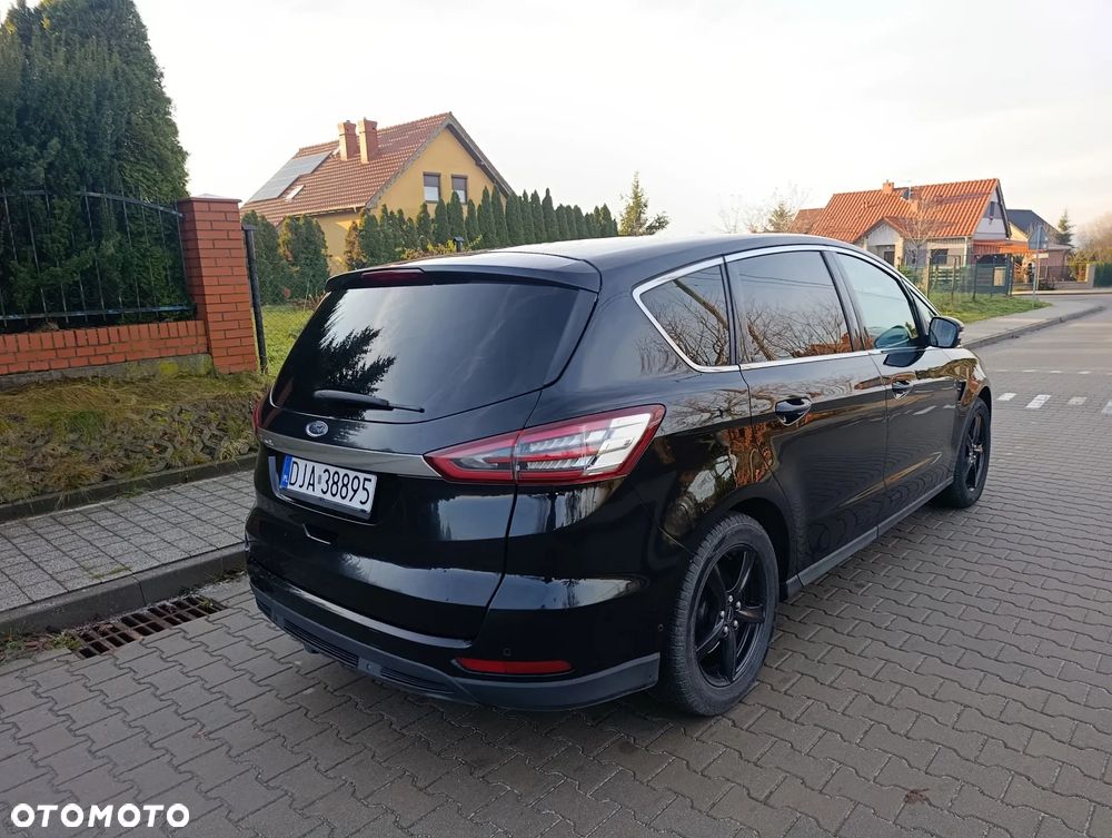 Ford S-Max 2.0 TDCi Titanium PowerShift - 15