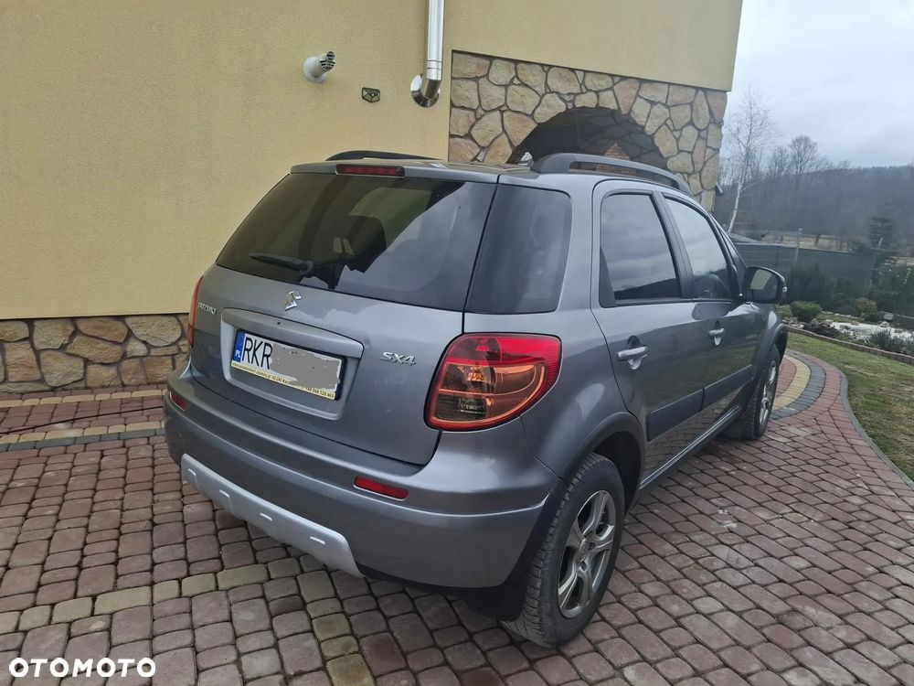 Suzuki SX4 1.6 Comfort - 2