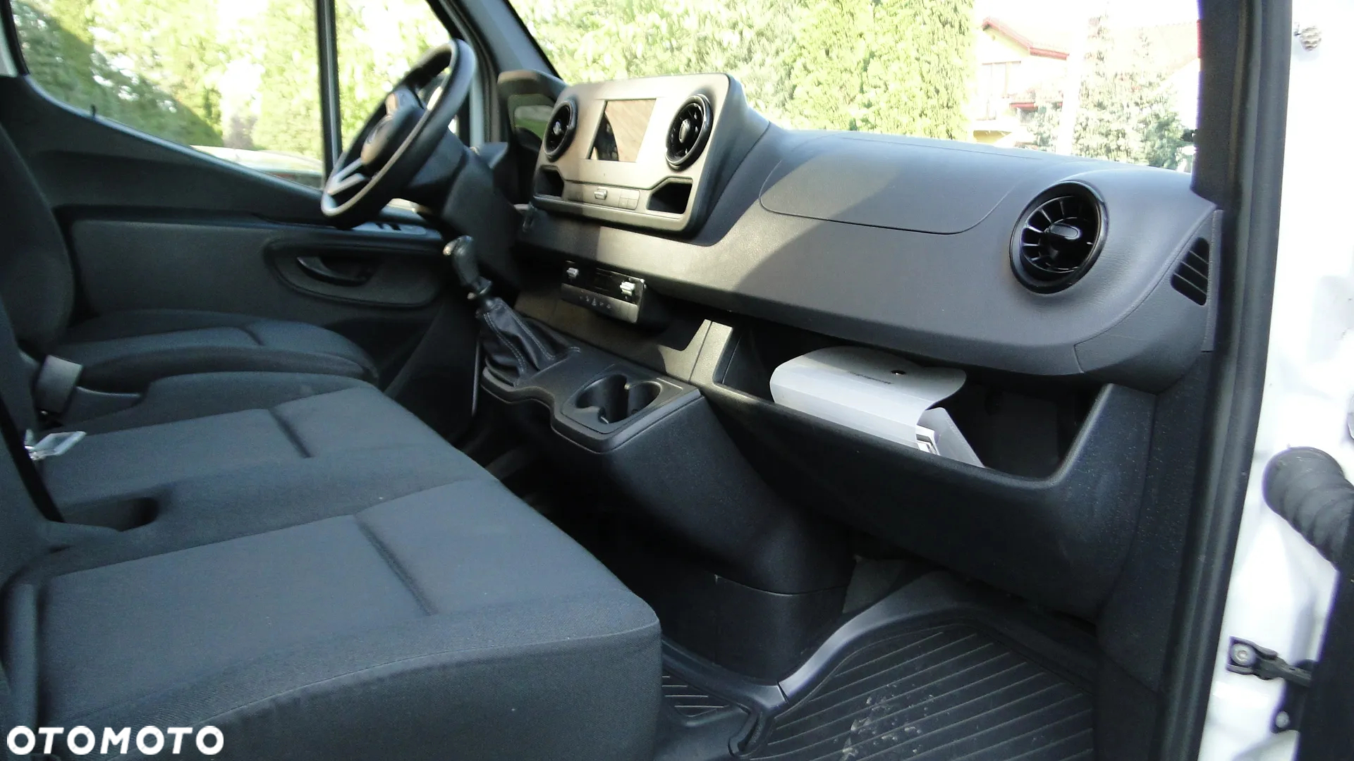 Mercedes-Benz SPRINTER - 15