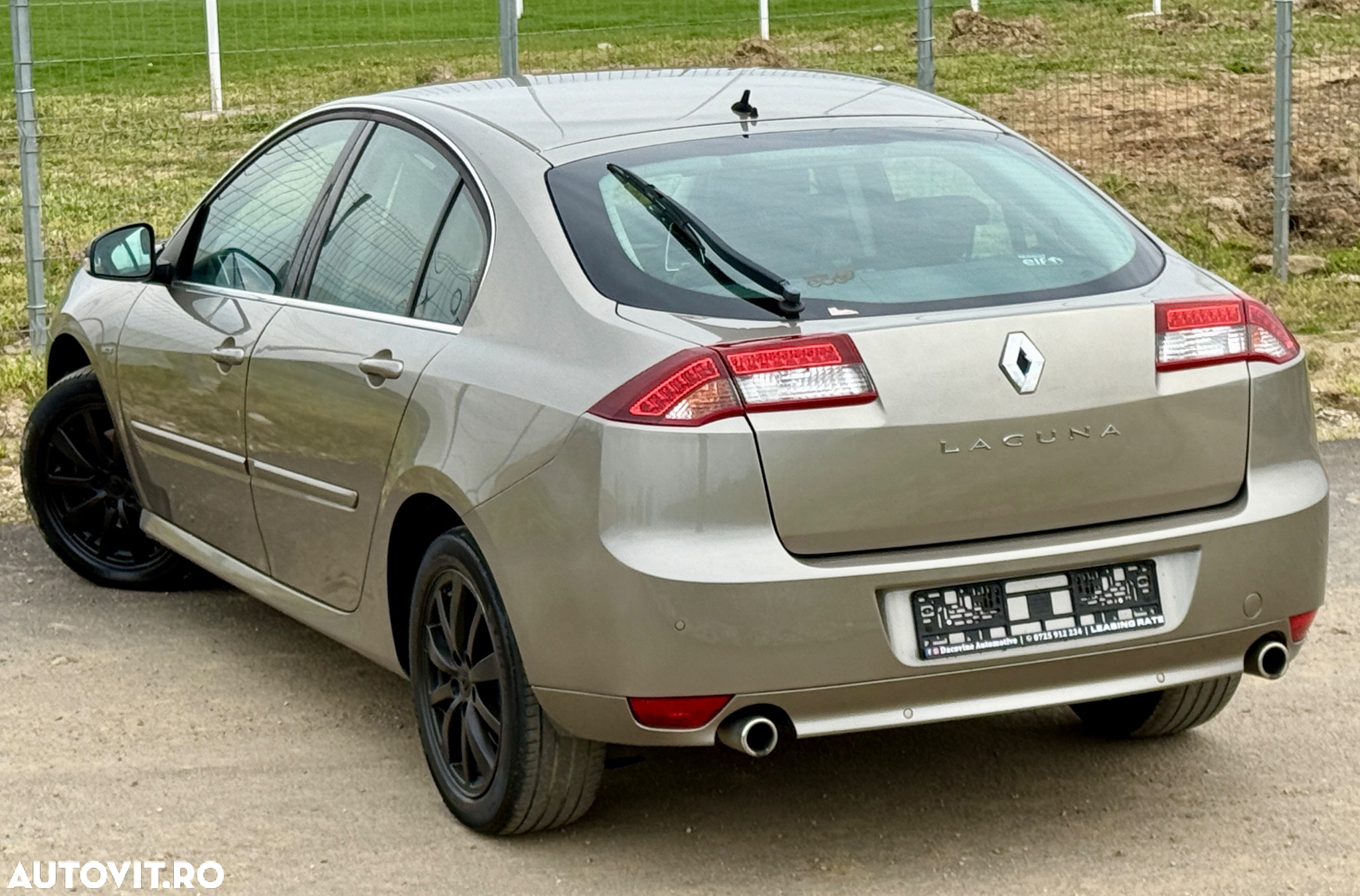 Renault Laguna ENERGY dCi 130 FAP Start & Stop Bose Edition - 4