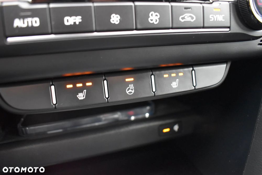 Kia ProCeed 1.5 T-GDI GT Line DCT - 31