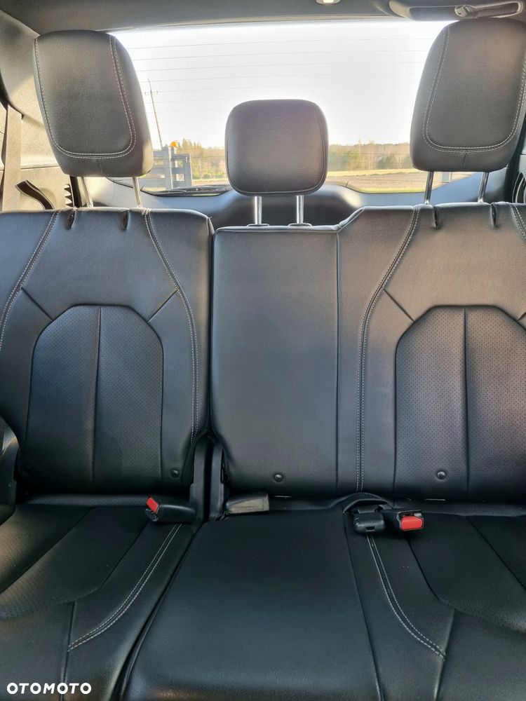 Chrysler Pacifica - 23