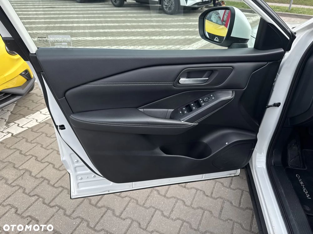 Nissan Qashqai 1.3 DIG-T MHEV N-Connecta Xtronic - 18