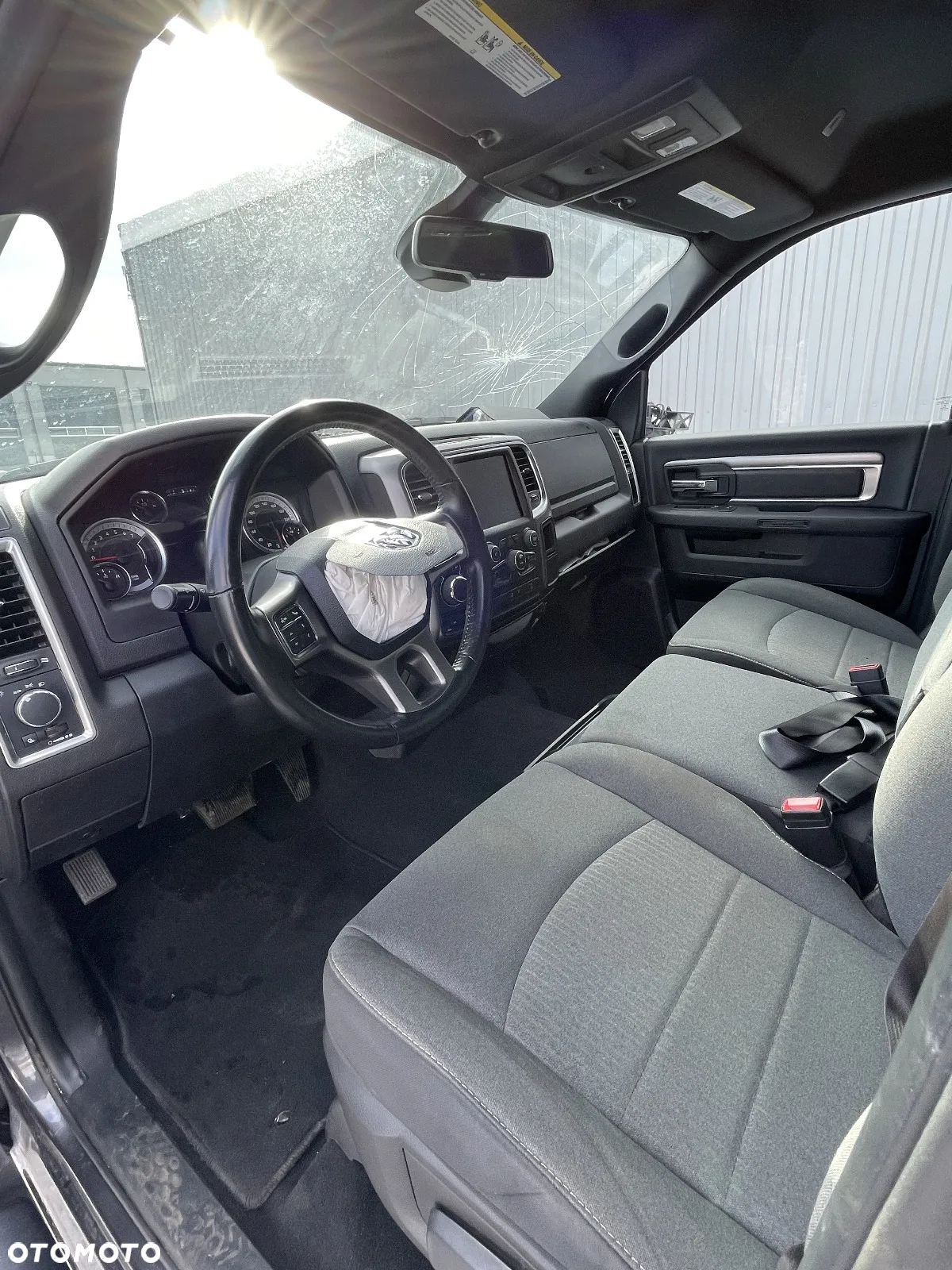 RAM 1500 - 7