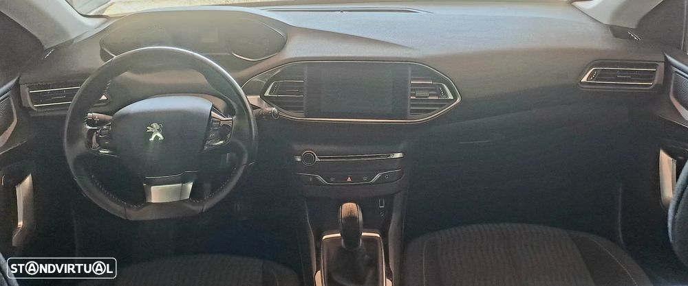 Peugeot 308 1.2 PureTech Style - 31