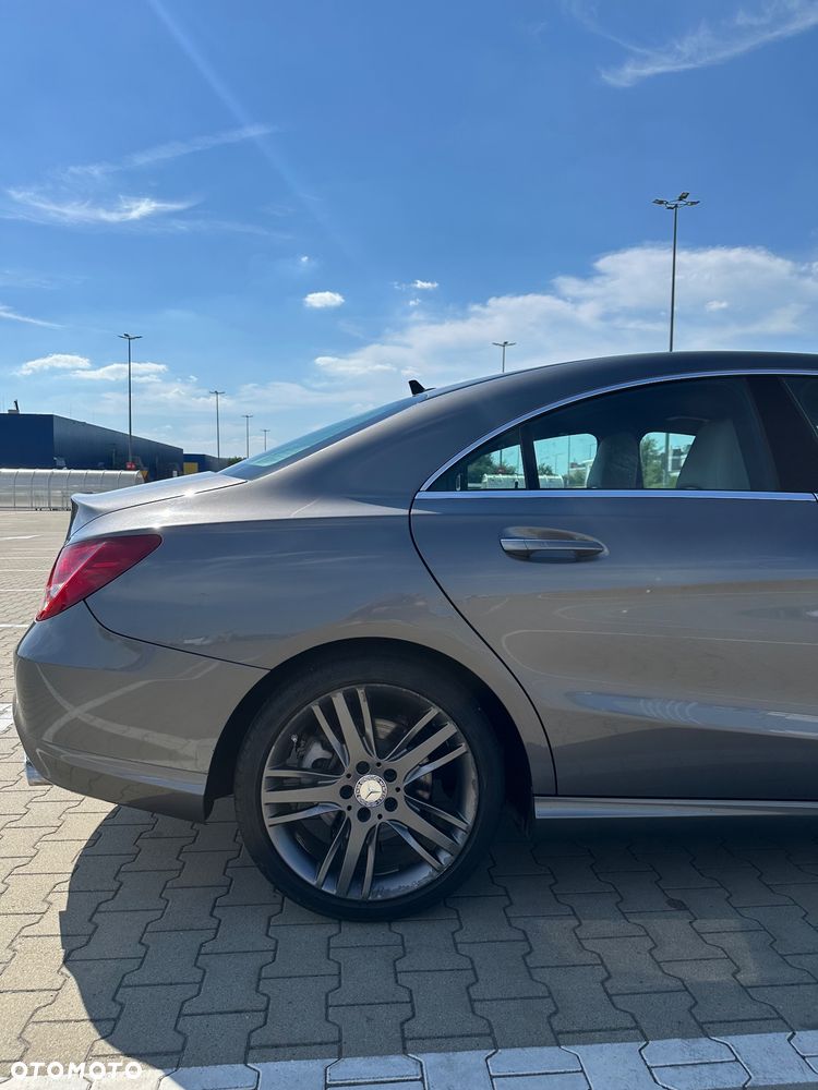 Mercedes-Benz CLA 250 7G-DCT - 8