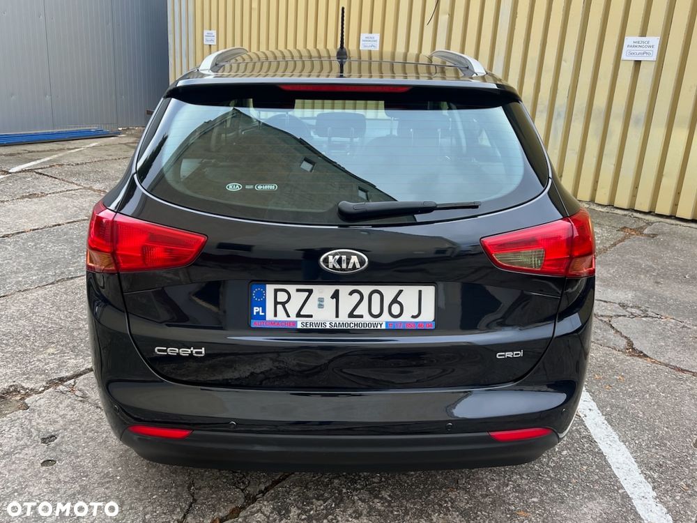 Kia Ceed 1.6 CRDi Business Line - 10