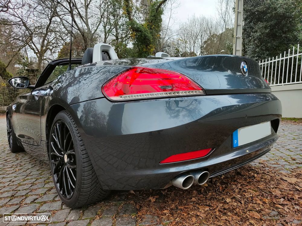BMW Z4 sDrive18i - 14
