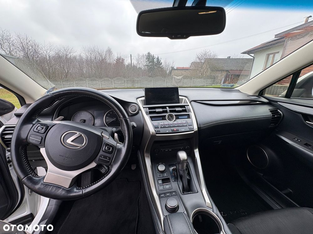 Lexus NX 200t Elite AWD - 26