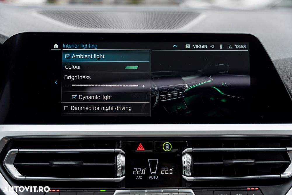 BMW Seria 3 330e Aut. M Sport - 37