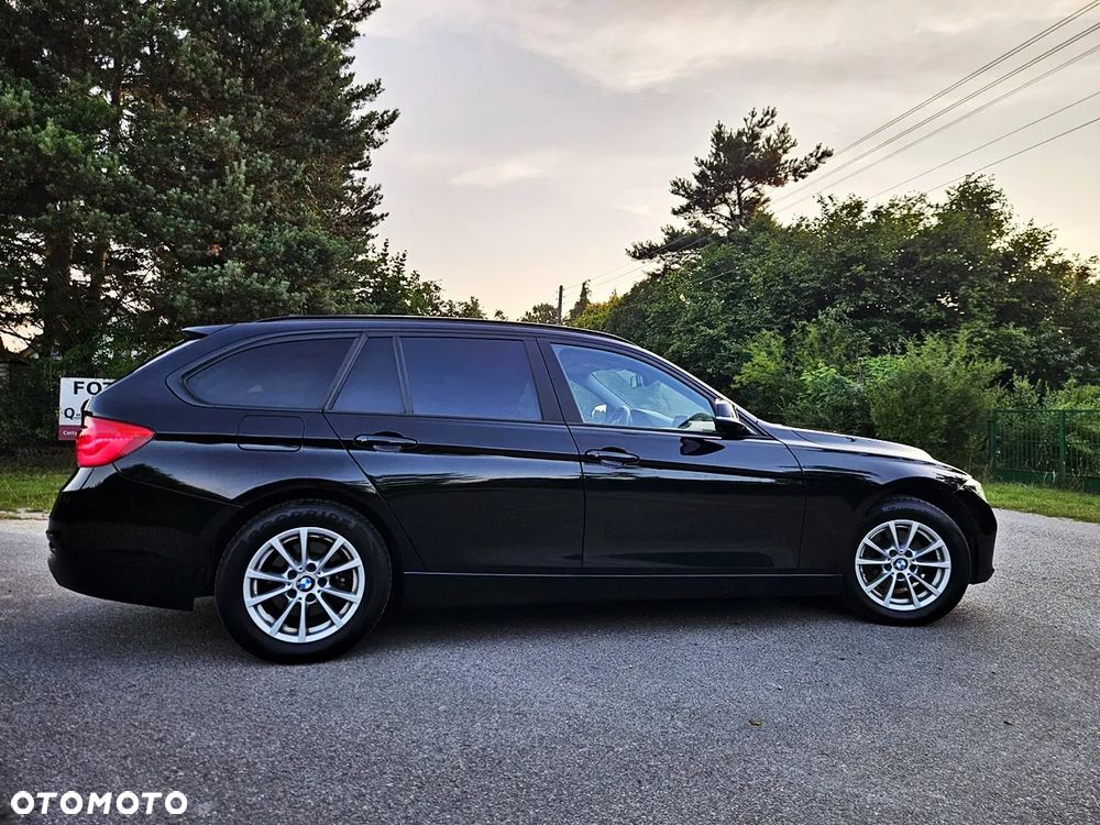 BMW Seria 3 318d Edition Luxury Line Purity - 12
