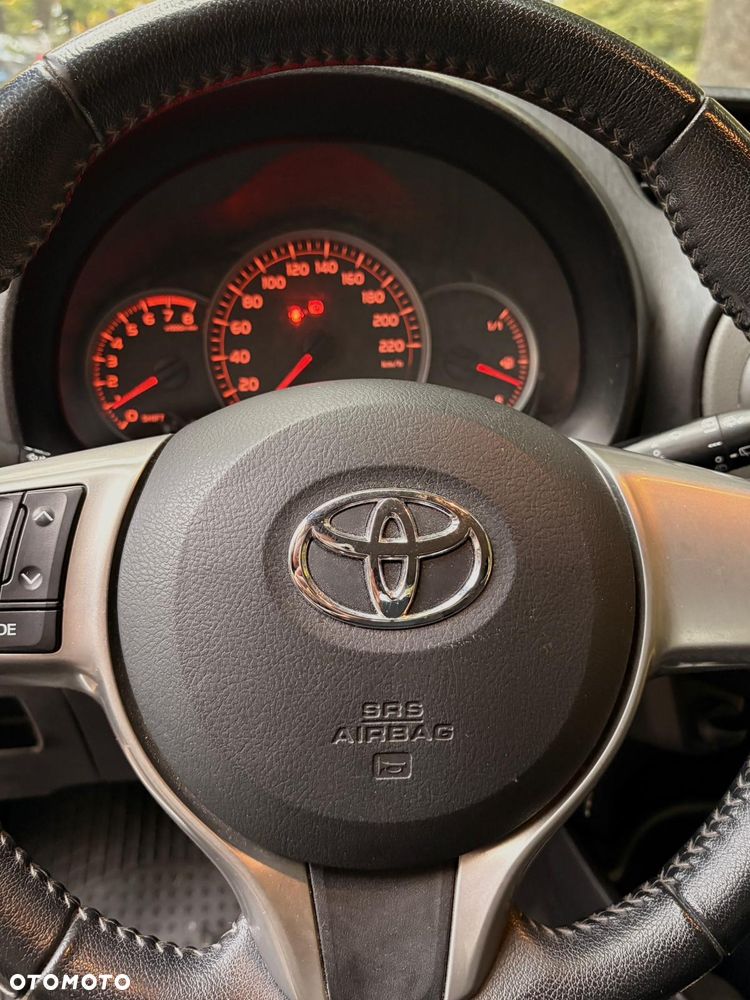 Toyota Yaris 1.0 Life - 29